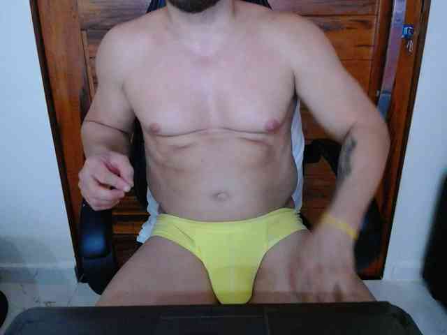 Apolloxxl Sex Cam Show