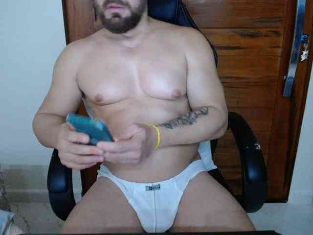 Apolloxxl Sex Cam Show