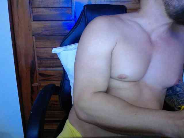 Apolloxxl Sex Cam Show