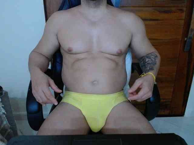 Apolloxxl Sex Cam Show