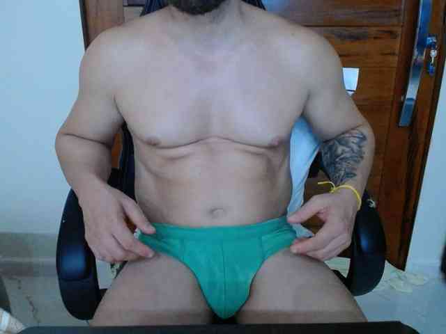 Apolloxxl Sex Cam Show