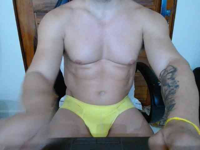 Apolloxxl Sex Cam Show