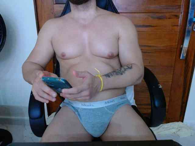 Apolloxxl Sex Cam Show