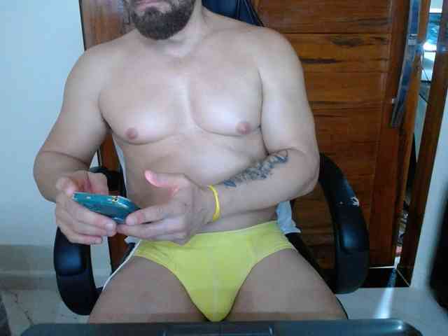 Apolloxxl Sex Cam Show