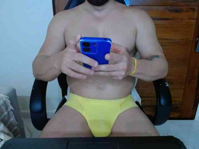 Apolloxxl Sex Cam Show