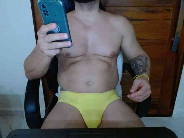 Apolloxxl Sex Cam Show