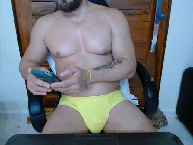 Apolloxxl Sex Cam Show