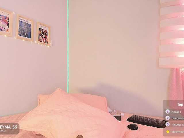Soleyma live webcam show