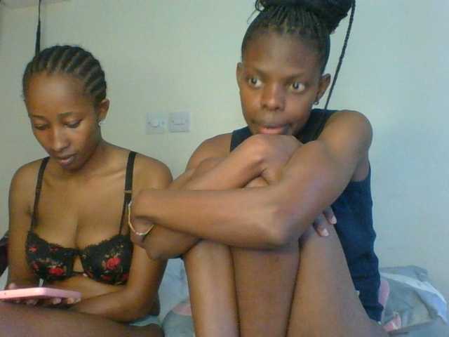 MysticCharm live cam