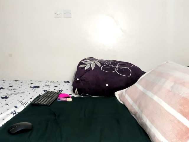 MysticCharm, live now on BongaCams