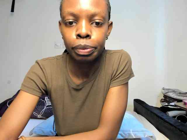 MysticCharm webcam