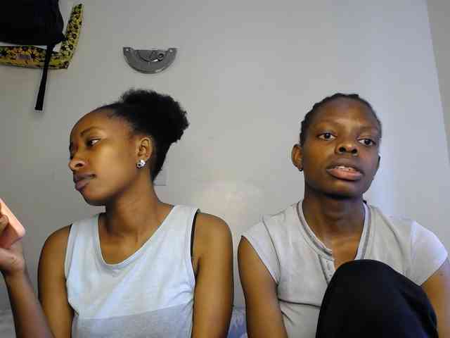 MysticCharm webcam
