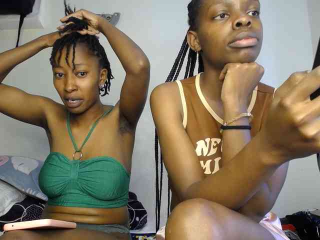 MysticCharm webcam