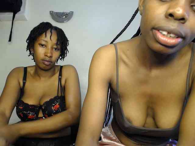 MysticCharm webcam