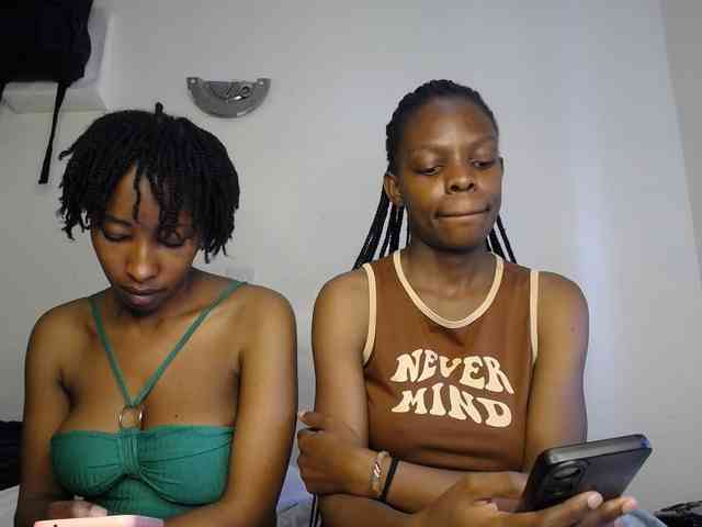 MysticCharm webcam
