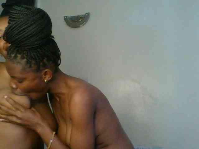 MysticCharm webcam