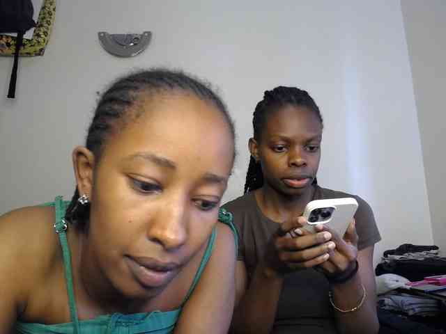 MysticCharm webcam