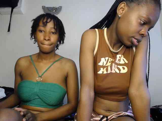 MysticCharm webcam