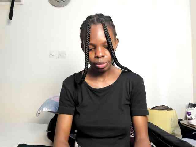 MysticCharm's webcam live show
