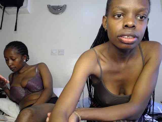 MysticCharm webcam