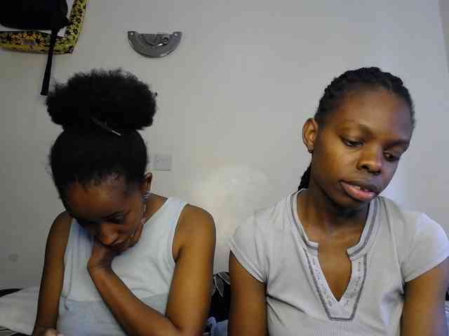 MysticCharm webcam