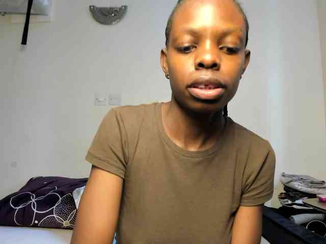 MysticCharm webcam