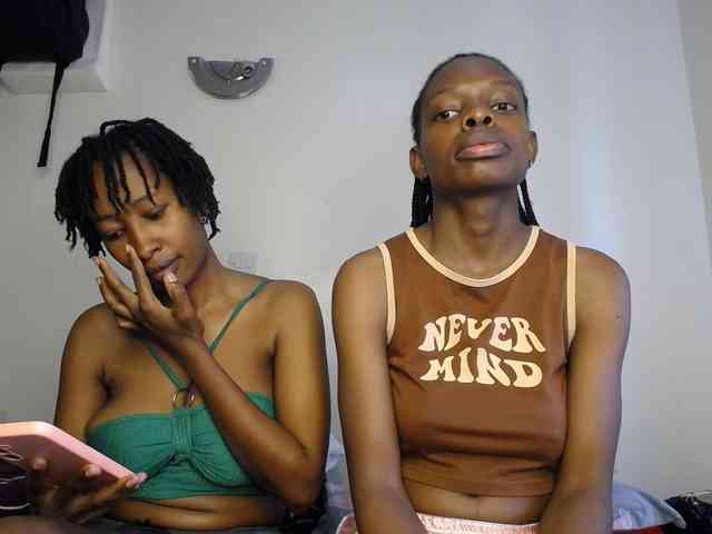 MysticCharm webcam