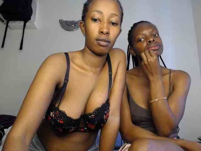 MysticCharm webcam
