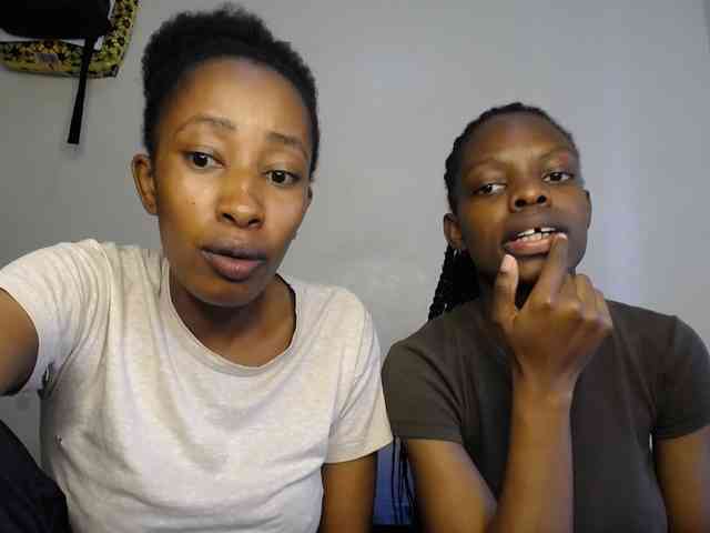 MysticCharm webcam