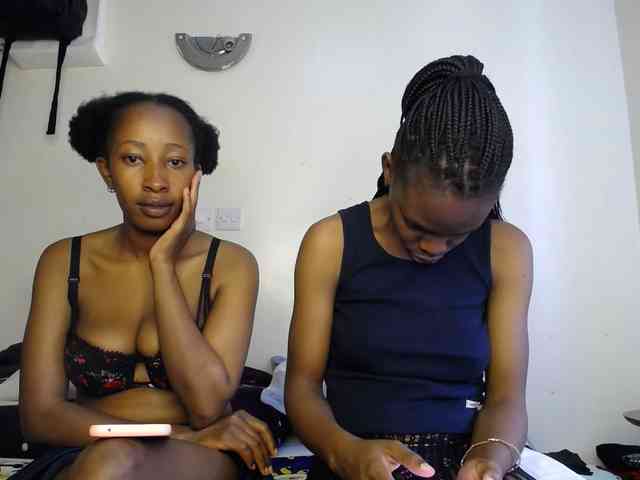 MysticCharm webcam