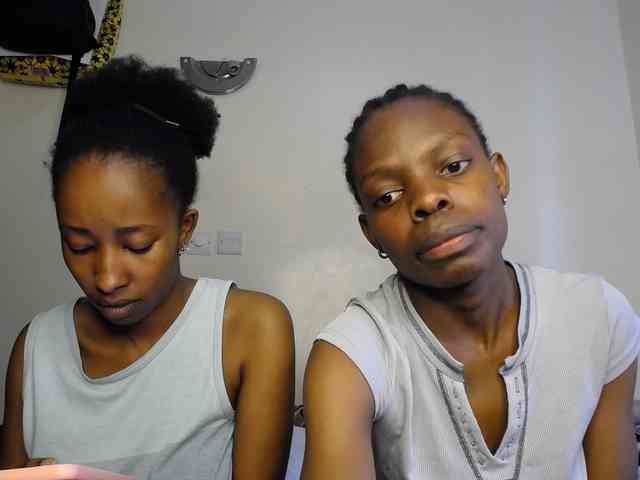 MysticCharm webcam