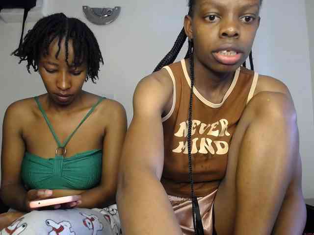 MysticCharm webcam