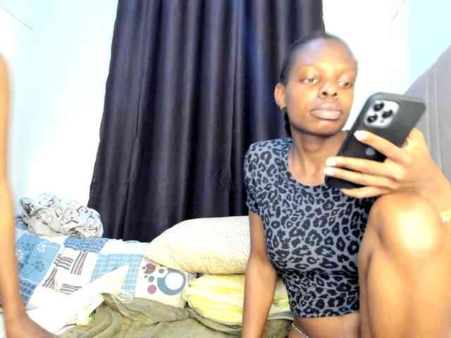 MysticCharm webcam