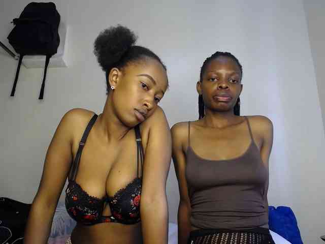 MysticCharm webcam