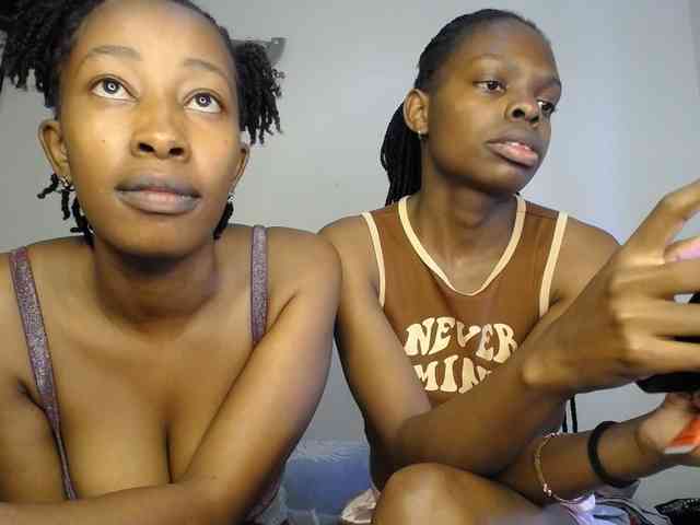 MysticCharm webcam