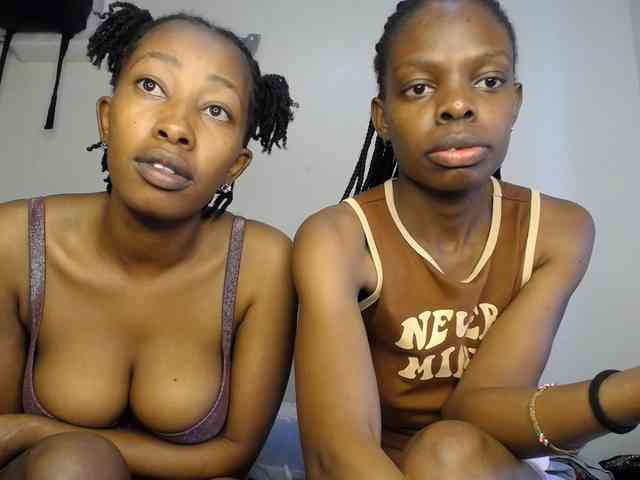 MysticCharm webcam