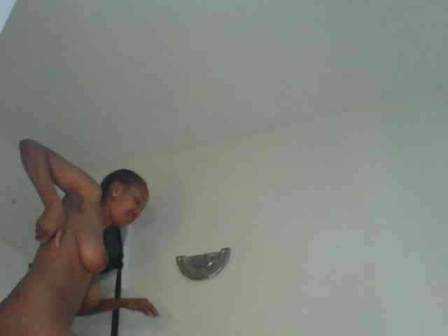 MysticCharm webcam