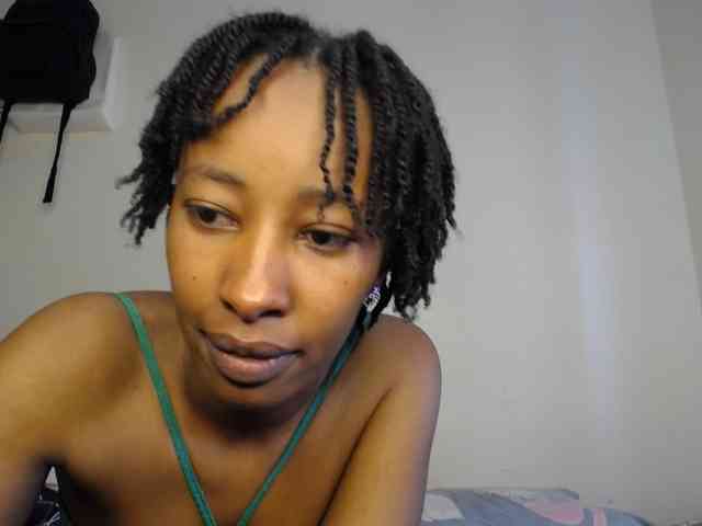 MysticCharm webcam