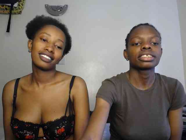 MysticCharm webcam