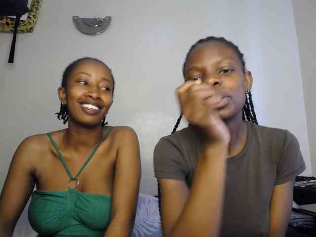 MysticCharm webcam