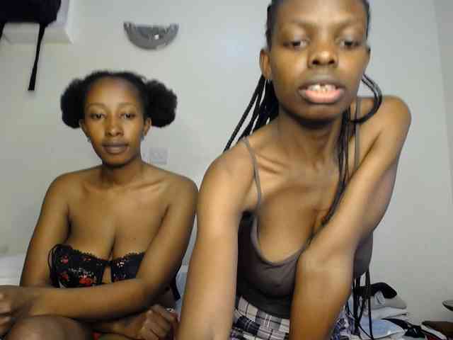 MysticCharm webcam