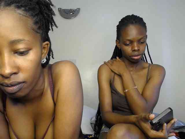 MysticCharm webcam