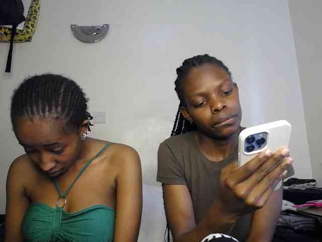 MysticCharm webcam