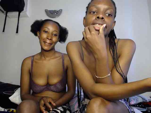MysticCharm webcam