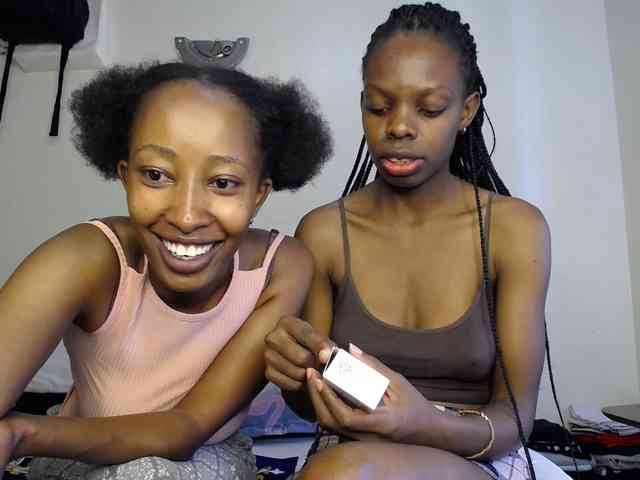 MysticCharm webcam