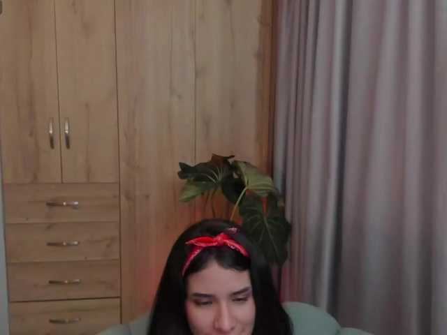 GummyLuv's BongaCams show and profile