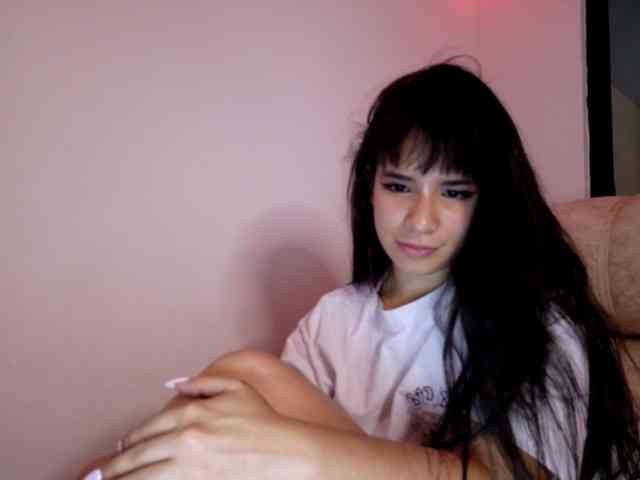 GummyLuv webcam