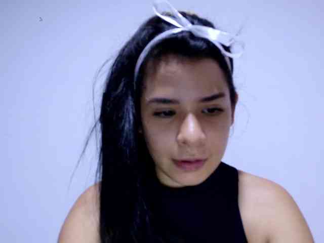 GummyLuv webcam