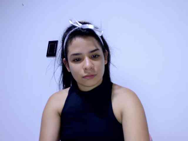 GummyLuv webcam