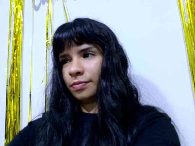 GummyLuv webcam